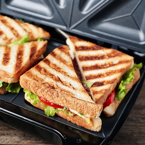 Tosty na opiekaczu Kamille KM6724