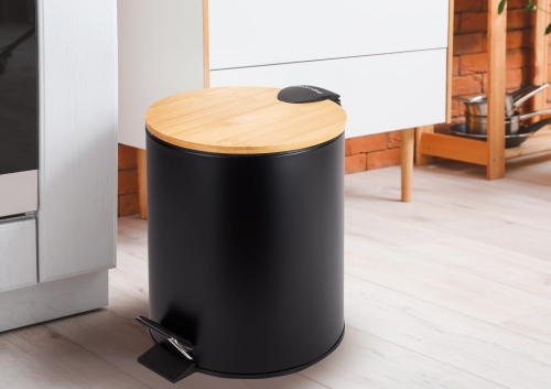 Mały śmietnik łazienkowy stal malowana czarna Kamille