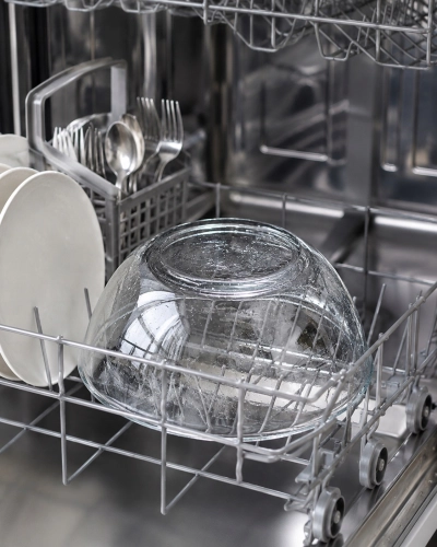 Pojemna misa szklana Kamille 2740 ml na sałatki, surówki i przekąski